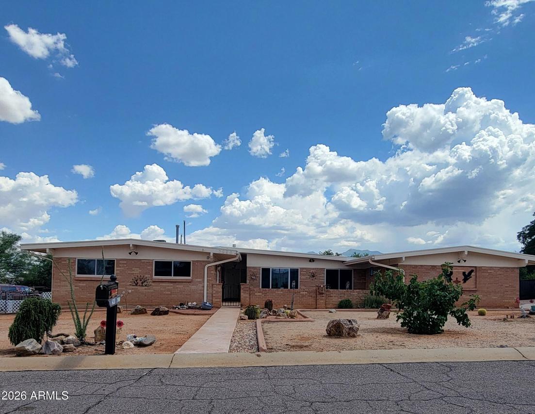 2980 E Oriole Dr., Sierra Vista, AZ 85635