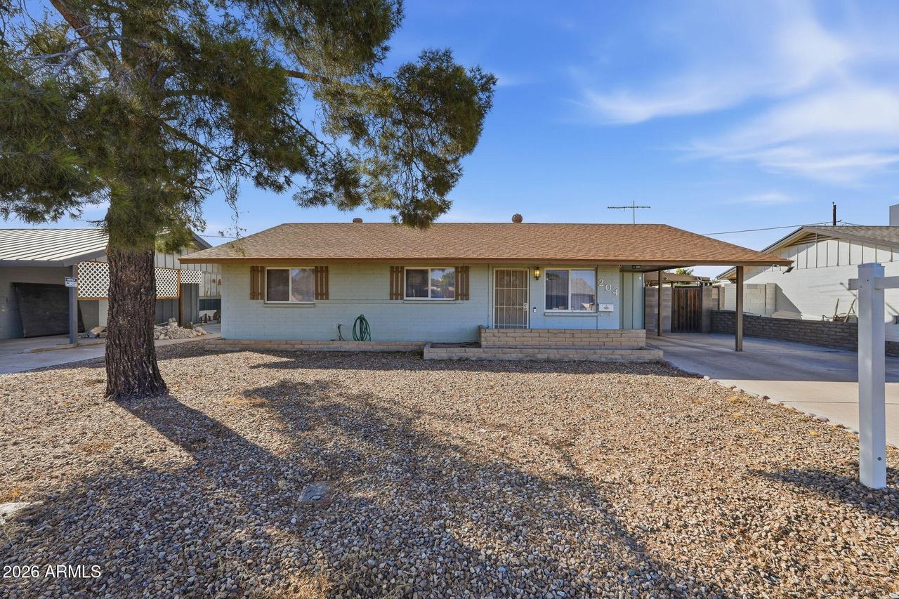 204 E Hampton Ave., Mesa, AZ 85210