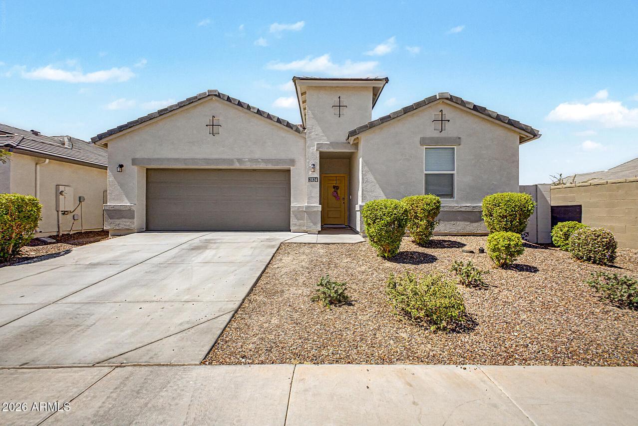 2824 W Seaver Ave., Apache Junction, AZ 85120