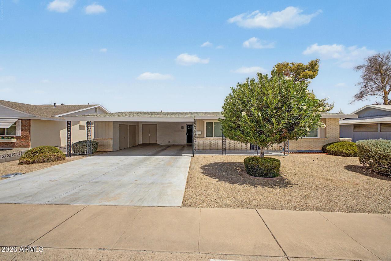 10020 W Cumberland Dr., Sun City, AZ 85351