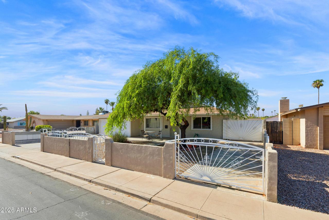 2131 W Edgewood Ave., Mesa, AZ 85202