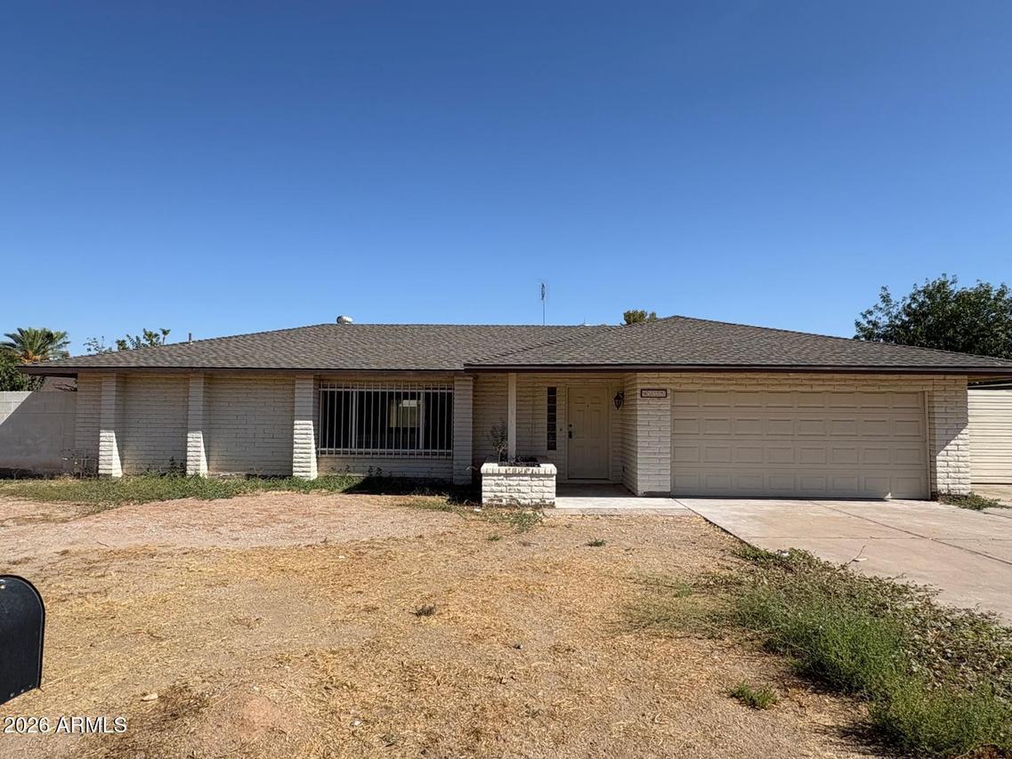 4325 E Shangri La Rd., Phoenix, AZ 85028