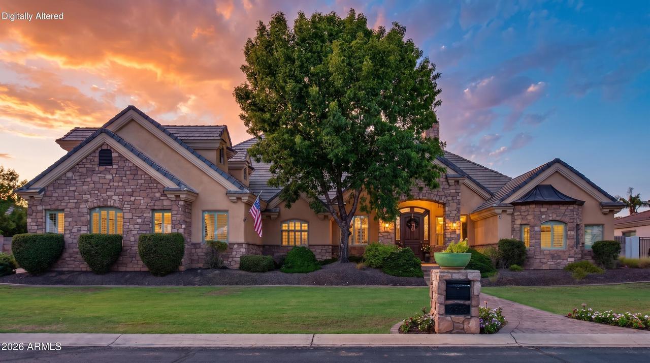 2918 E Waterman Way, Gilbert, AZ 85297