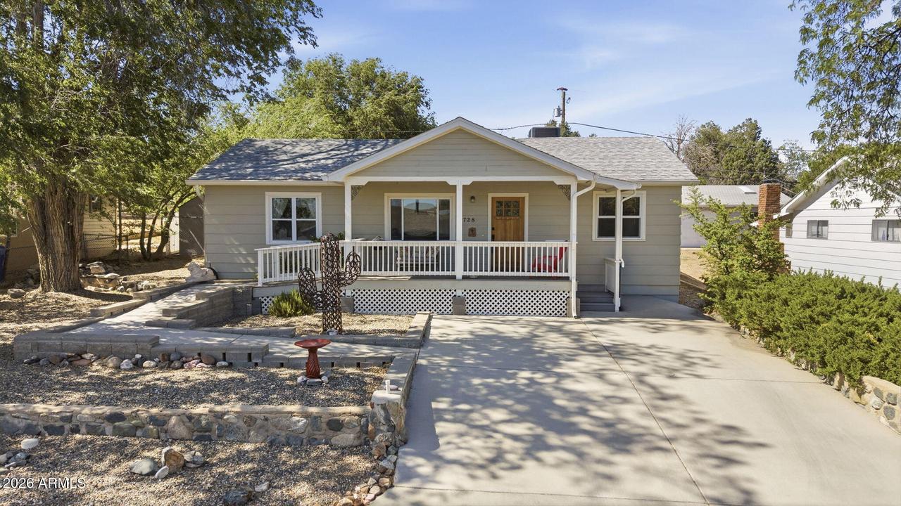 728 Douglas Ave., Prescott, AZ 86301