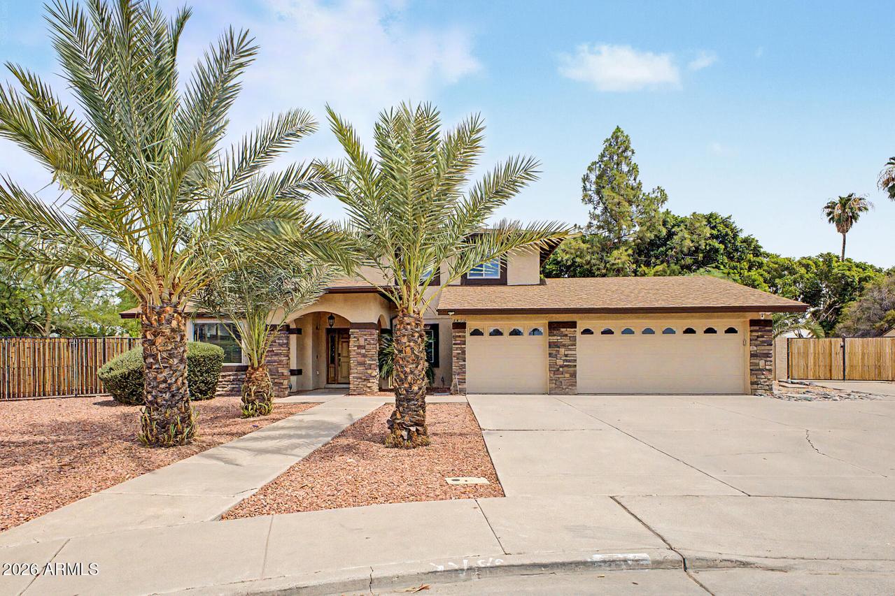 2612 E Fox St., Mesa, AZ 85213