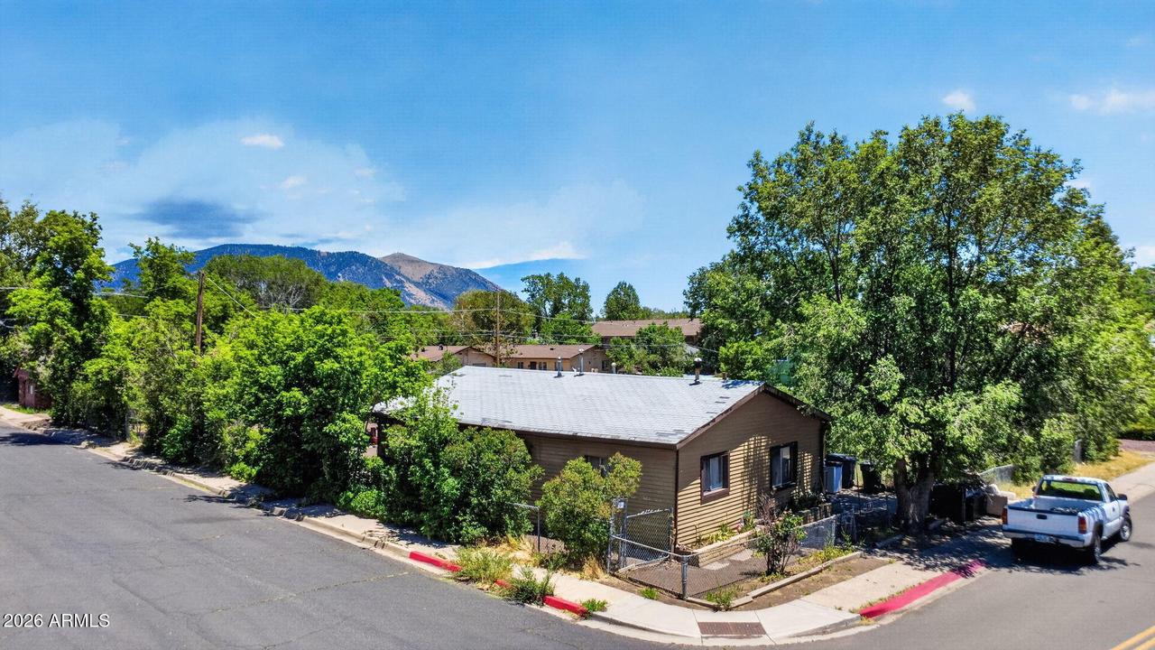 530 W Tombstone Ave., Flagstaff, AZ 86001