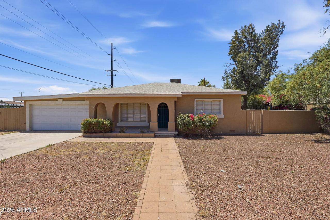 2301 W San Miguel Ave., Phoenix, AZ 85015