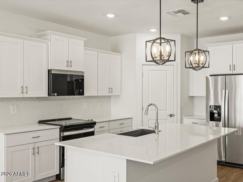 7368 E Tintype Rd., San Tan Valley, AZ 85143