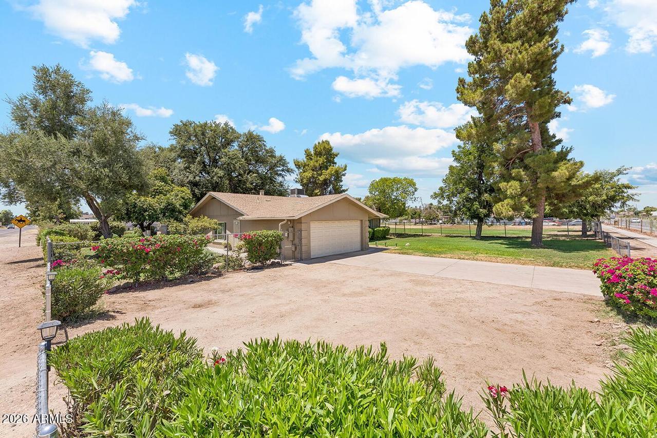 4701 W Greenway Rd., Glendale, AZ 85306