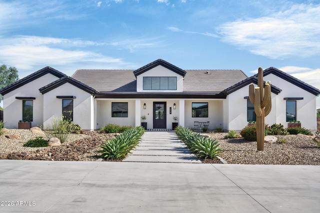New Homes with Master Bedrooms on the 1st Floor That Attend Desert Mountain School: July 4th to July 10th