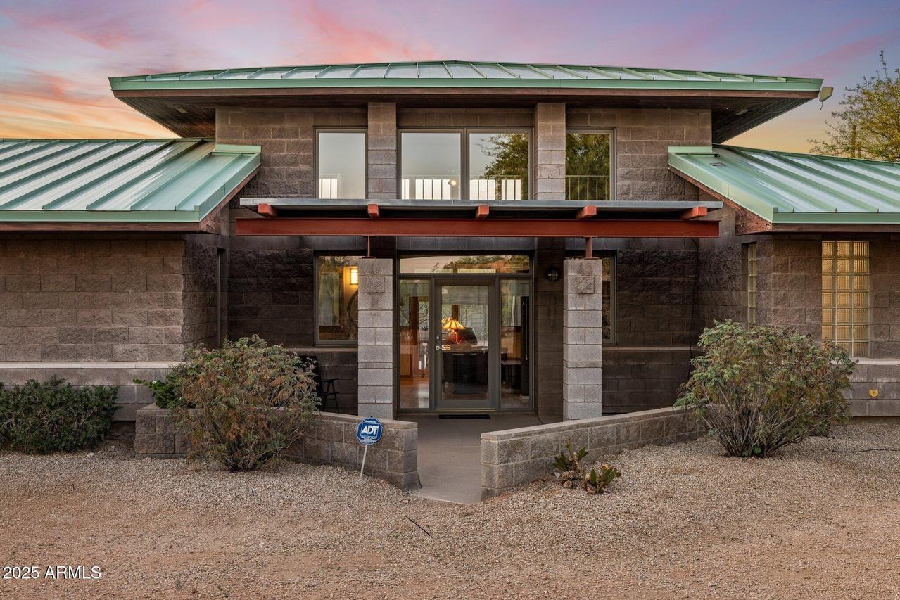 6106 E Montgomery Rd., Cave Creek, AZ 85331