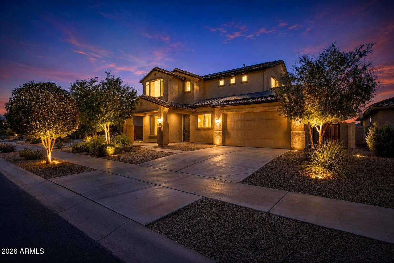 18248 W Foothill Dr., Surprise, AZ 85387