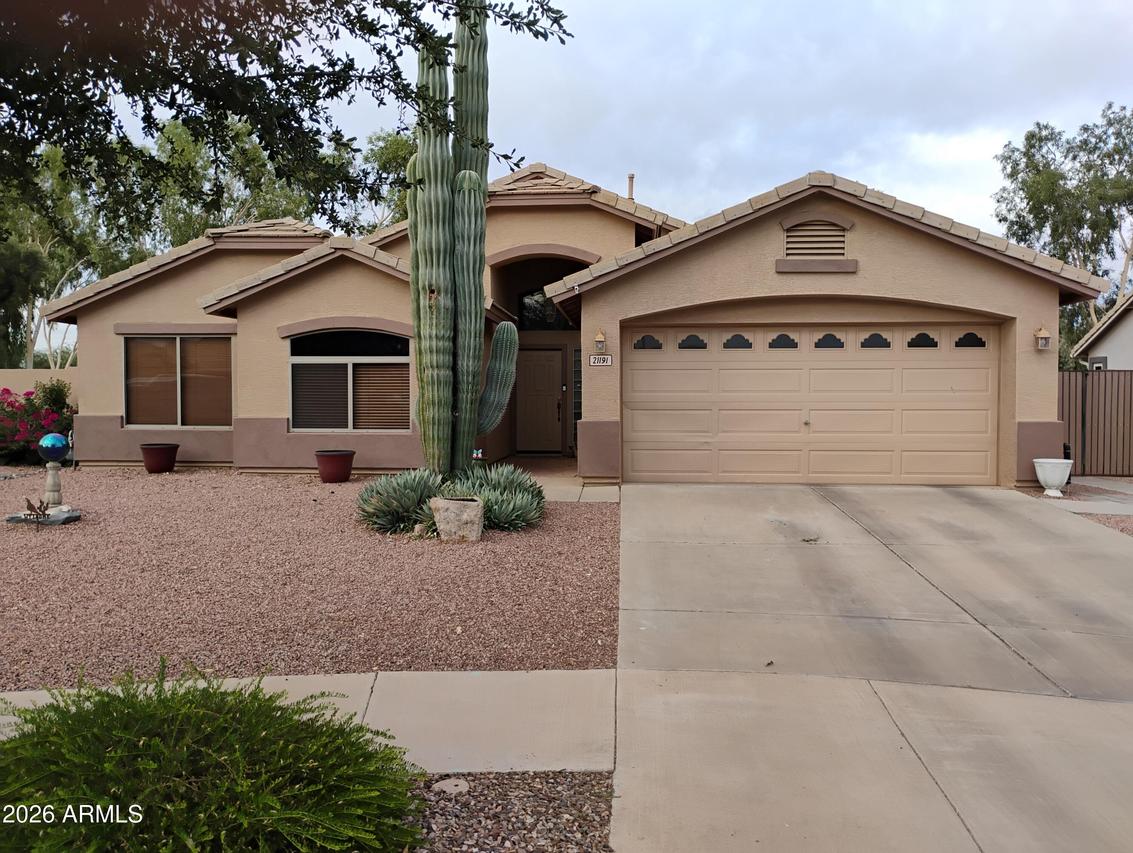 21191 E Calle De Flores St., Queen Creek, AZ 85142