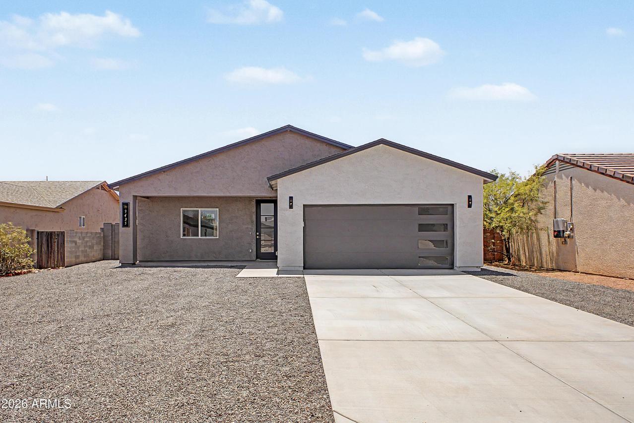 9435 W Concordia Dr., Arizona City, AZ 85123