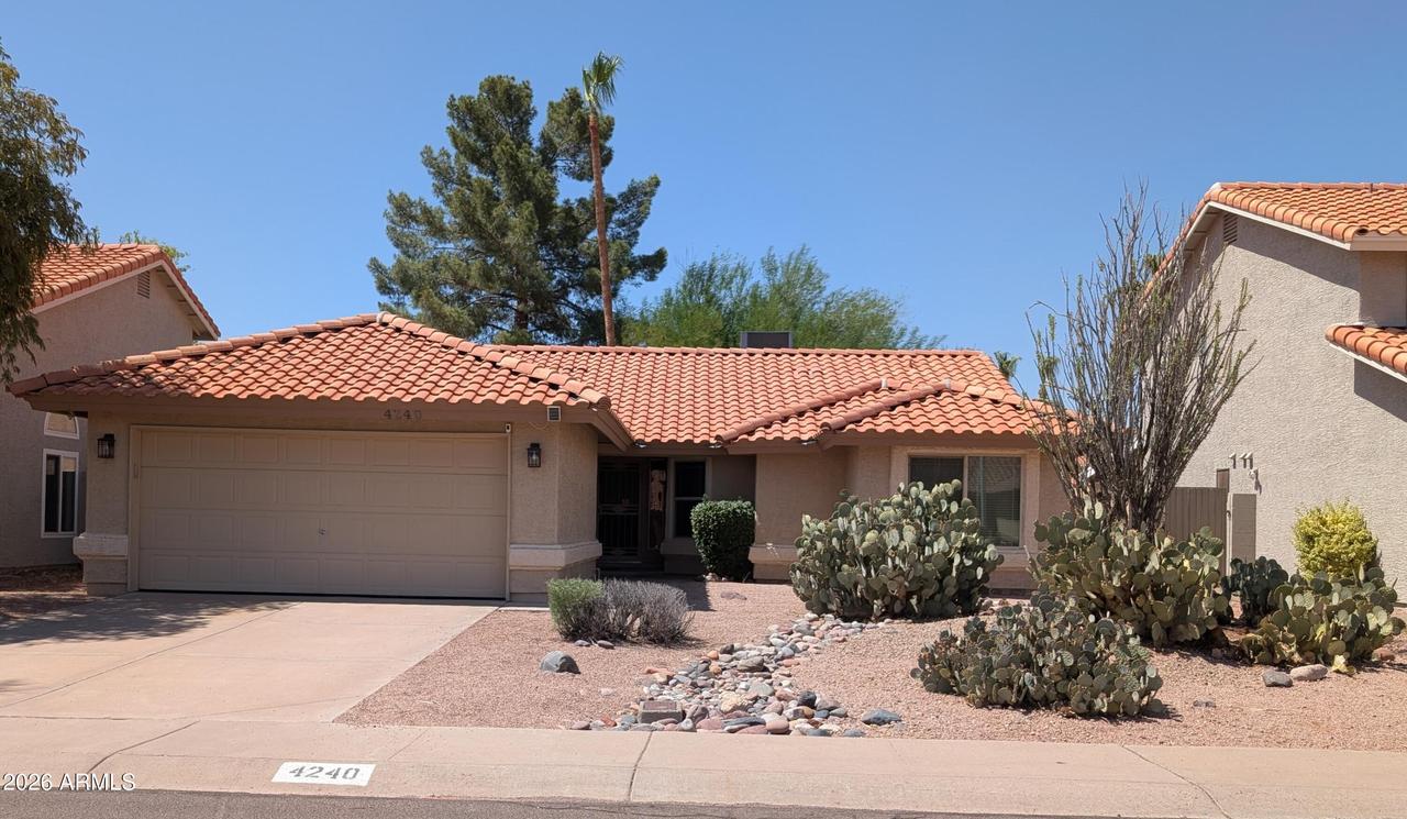 4240 E Amberwood Dr., Phoenix, AZ 85048