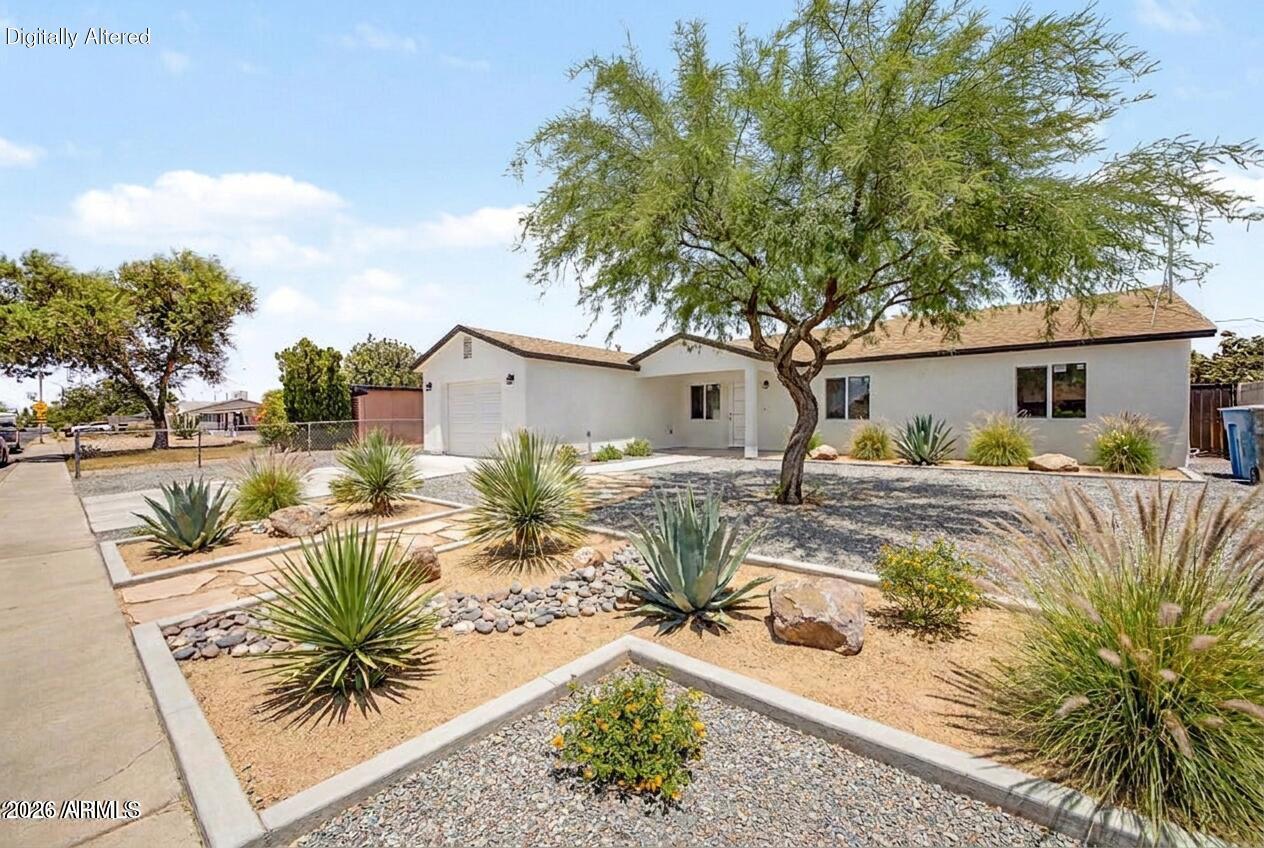 3010 W Country Gables Dr., Phoenix, AZ 85053
