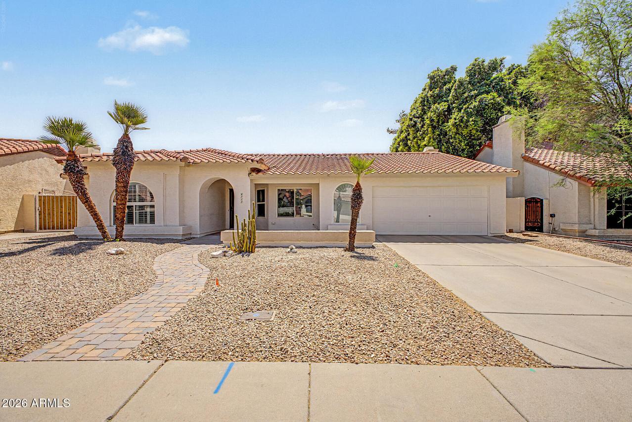 4111 E Cholla Canyon Dr., Phoenix, AZ 85044