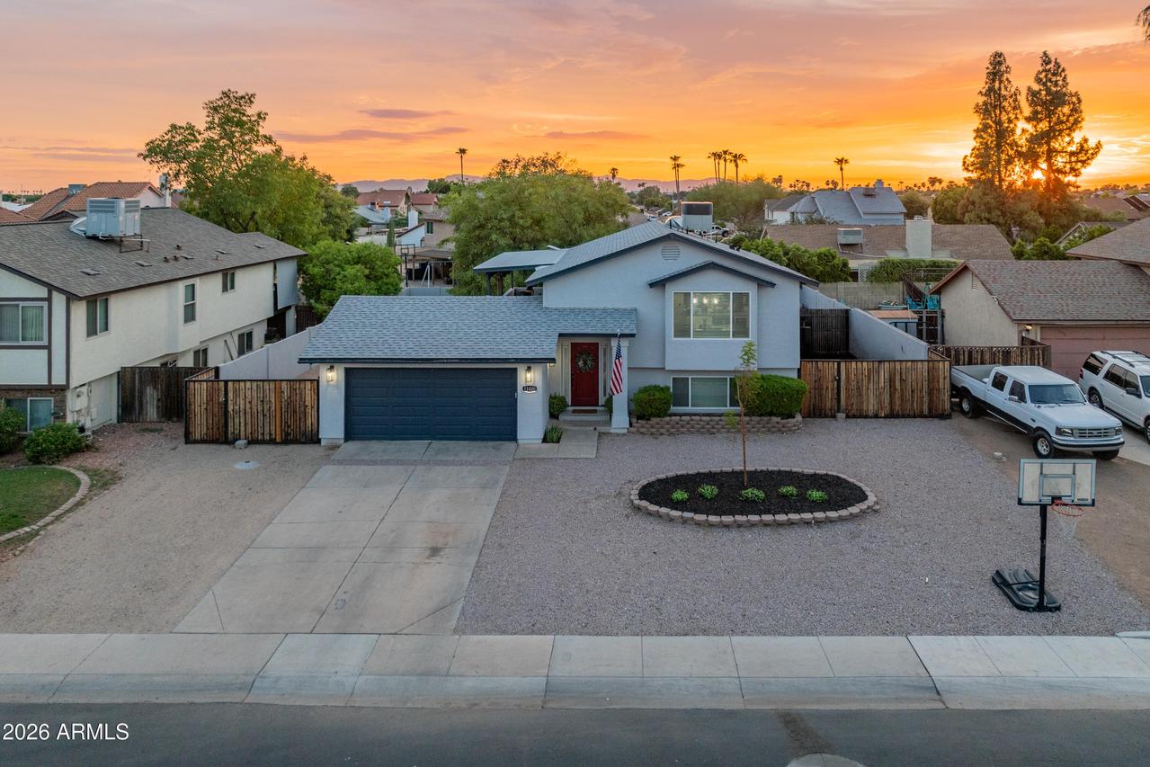 13020 N 77th Ave., Peoria, AZ 85381