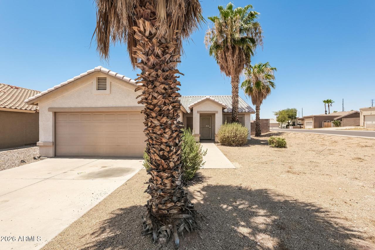 8912 N 114th Ave., Peoria, AZ 85345