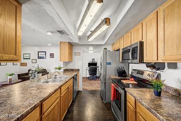 13823 N 34th Ave., Phoenix, AZ 85053