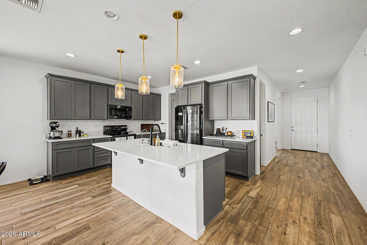 27629 N Hibiscus Ln., San Tan Valley, AZ 85143