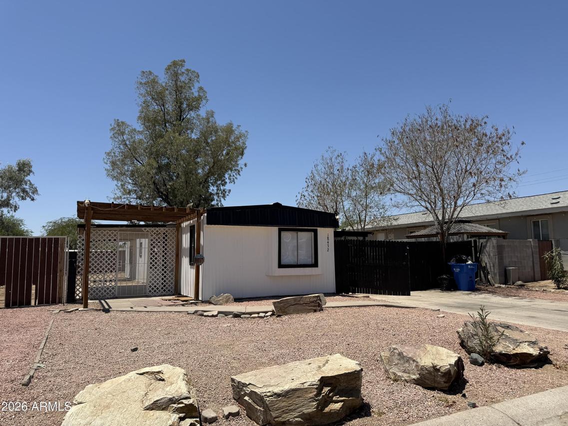 18432 N 2nd St., Phoenix, AZ 85022