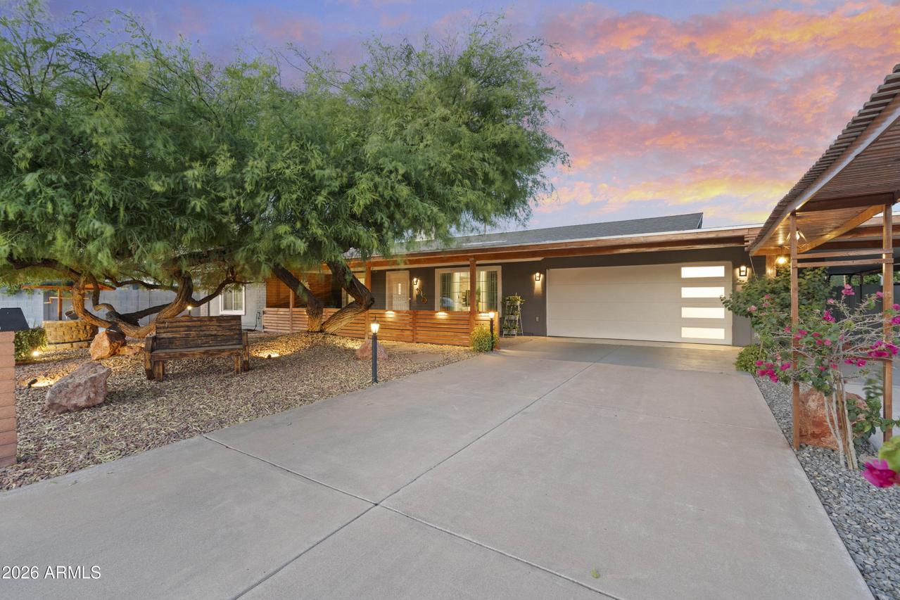 11215 N 37th Ave., Phoenix, AZ 85029