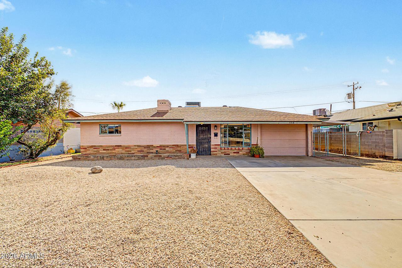 8514 N 8th St., Phoenix, AZ 85020