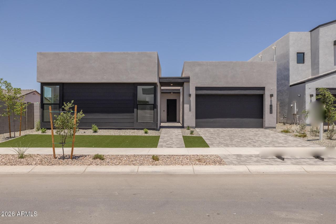 10438 E Ulysses Ave., Mesa, AZ 85212