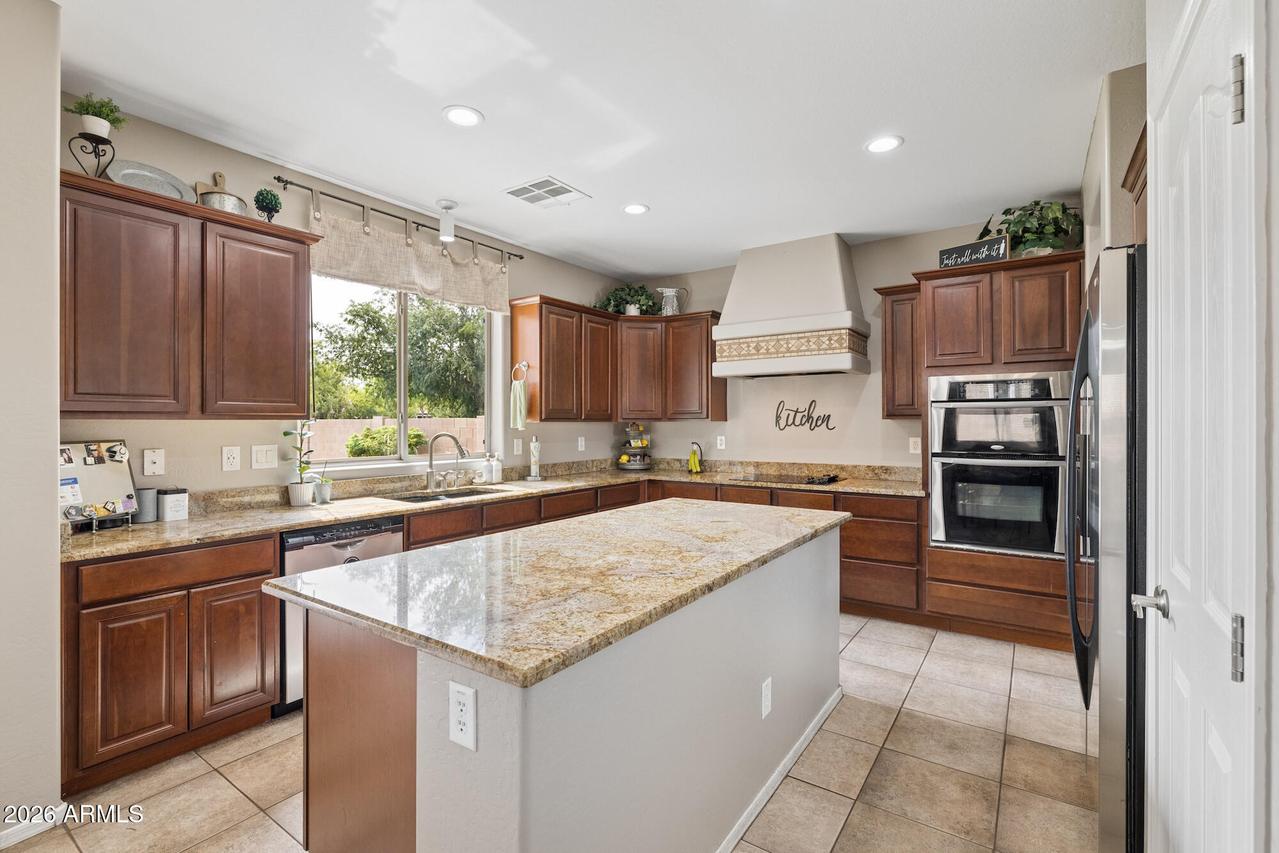 1709 S Penrose Dr., Gilbert, AZ 85295