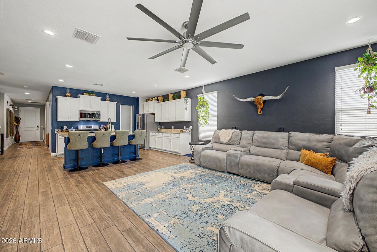 35871 N Loemann Dr., San Tan Valley, AZ 85143