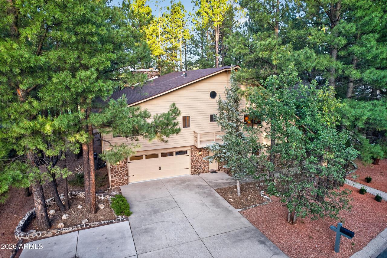 5135 E Hickory Dr., Flagstaff, AZ 86004