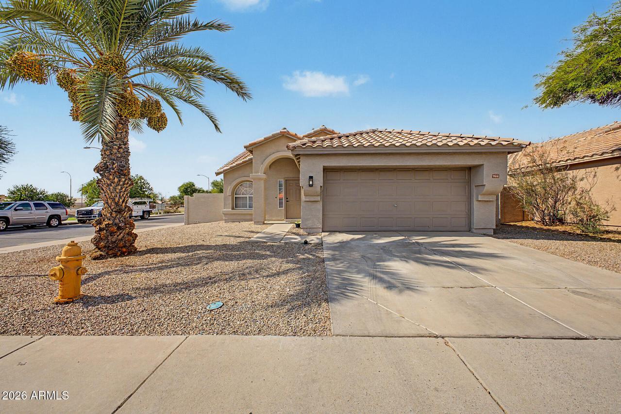 984 W Morelos St., Chandler, AZ 85225