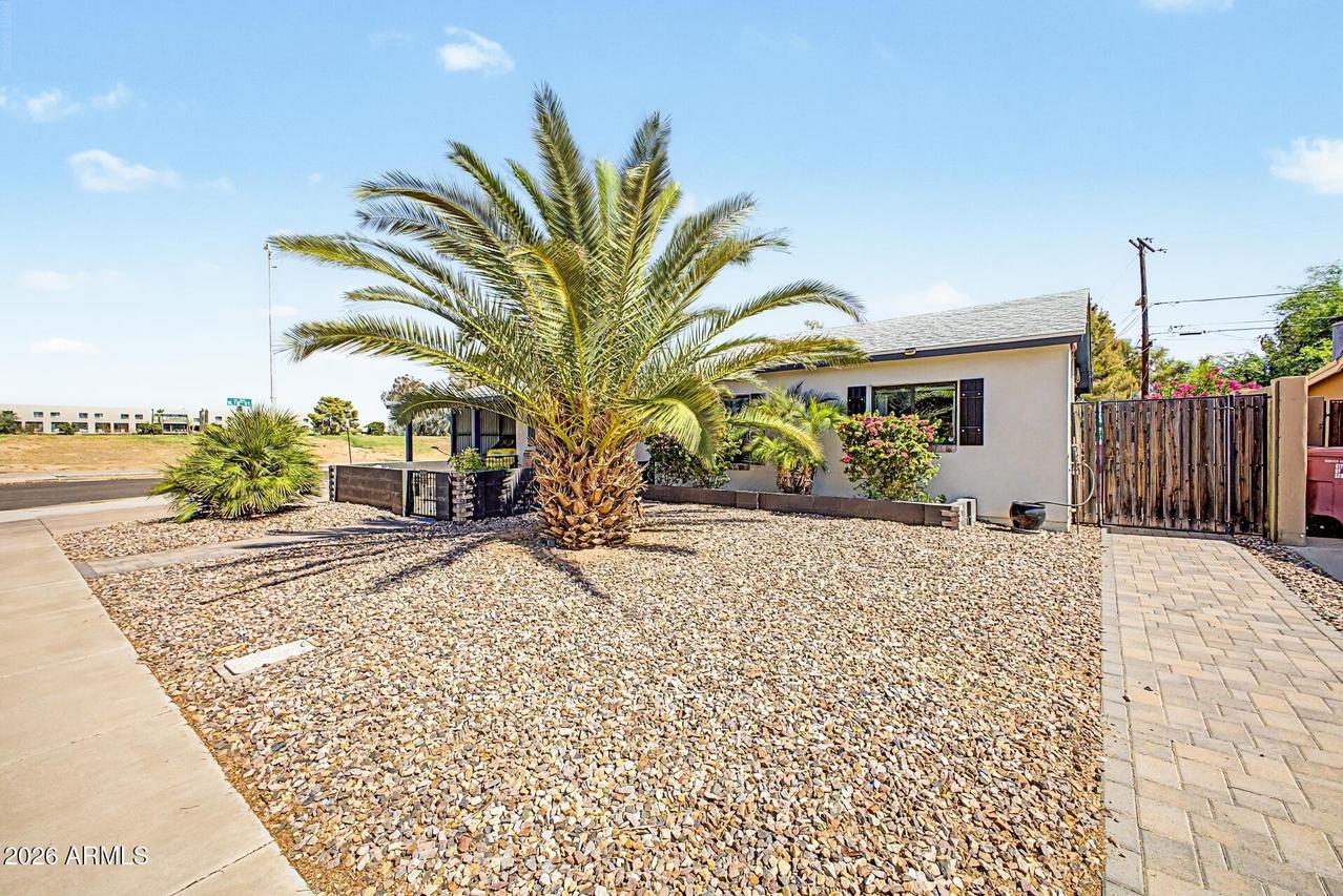 7753 E Earll Dr., Scottsdale, AZ 85251