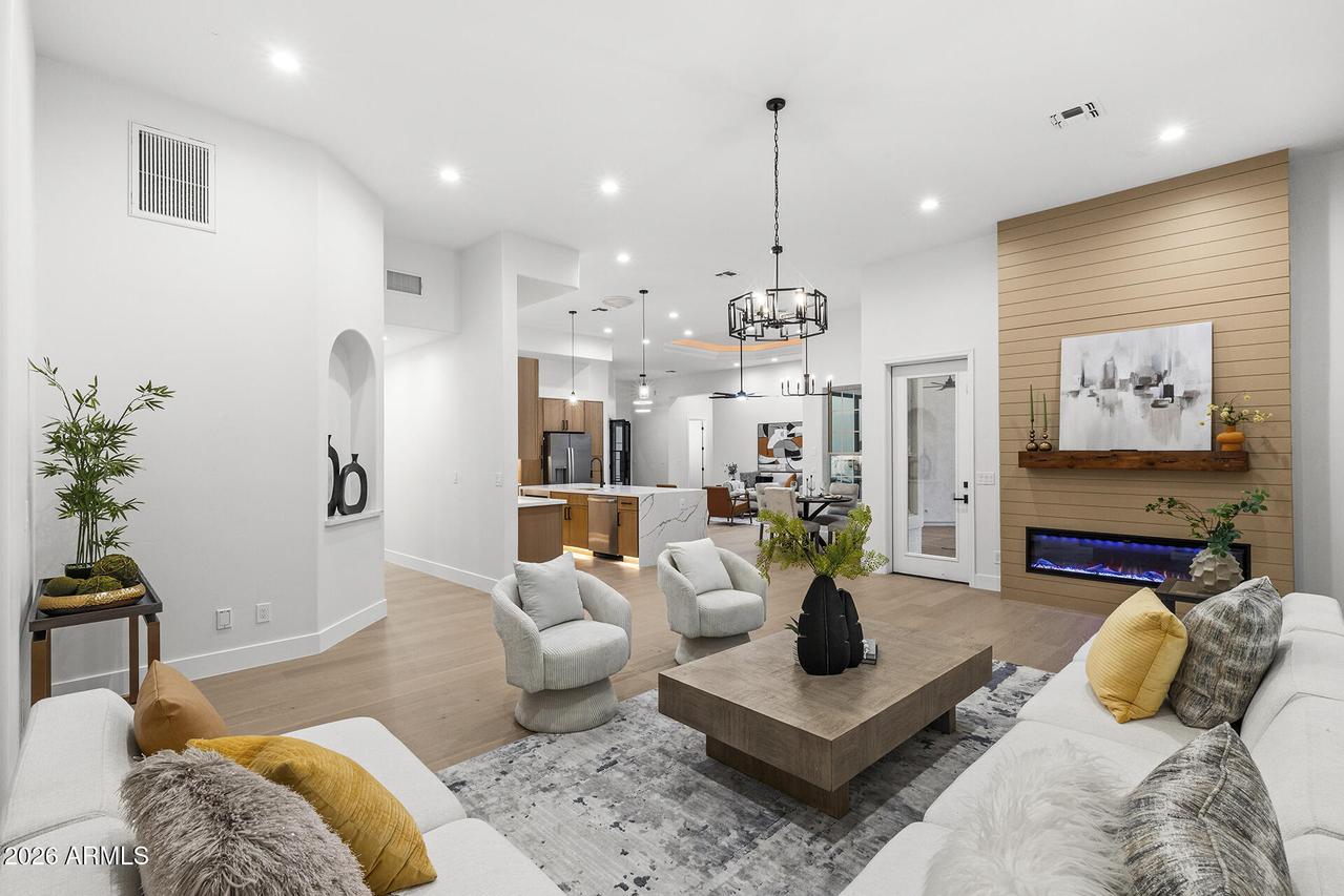 1120 N Wren Dr., Gilbert, AZ 85234