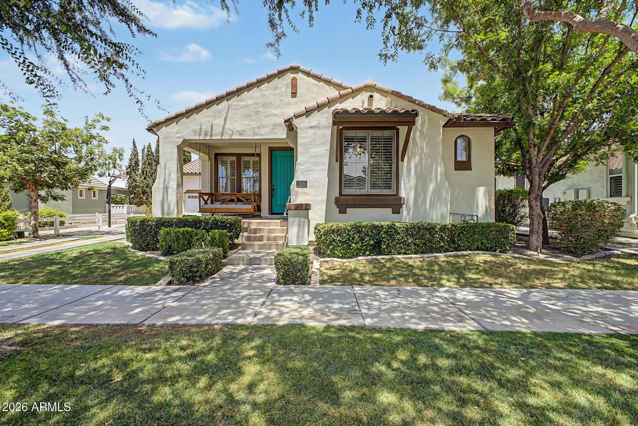 2850 E Camellia Dr., Gilbert, AZ 85296