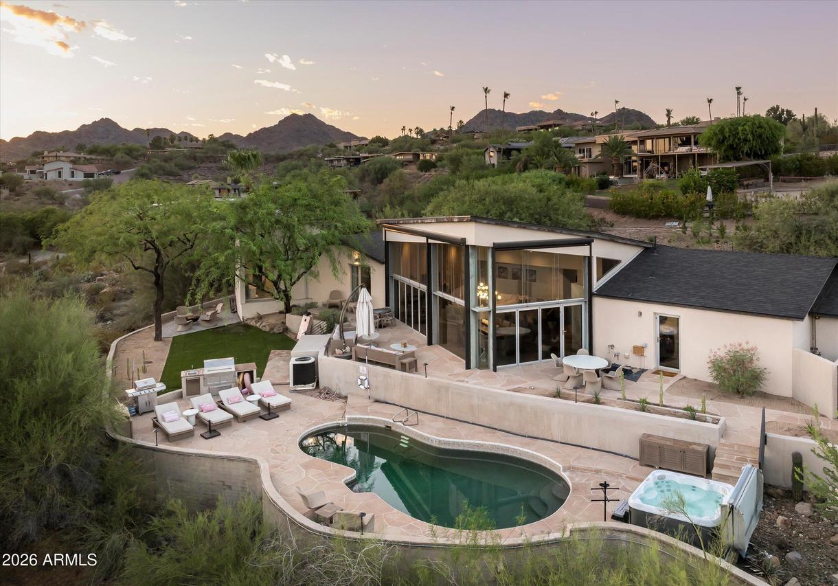 4330 E Mcdonald Dr., Paradise Valley, AZ 85253