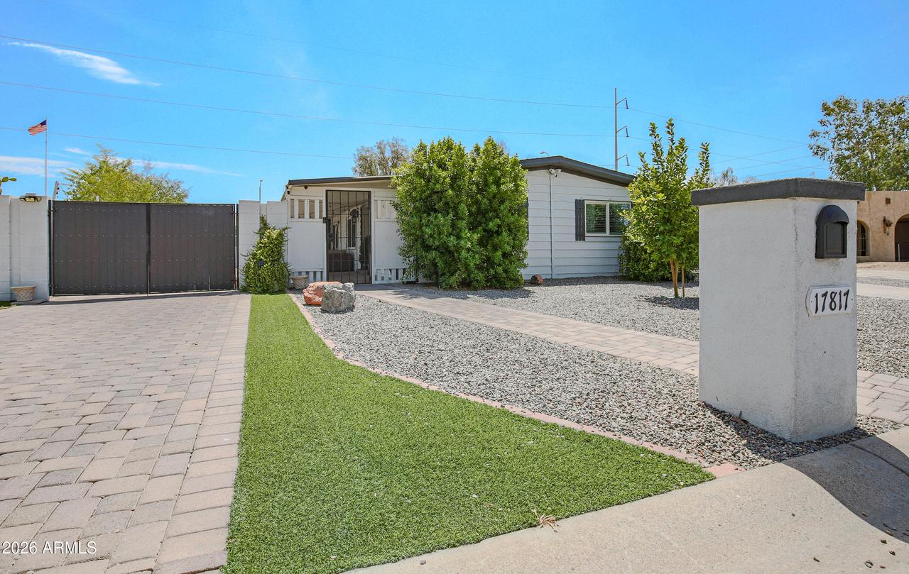 17817 N 6th St., Phoenix, AZ 85022