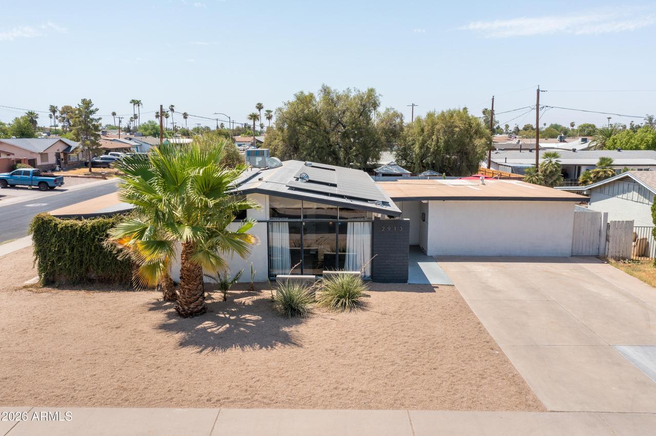 2913 W Madras Ln., Phoenix, AZ 85053