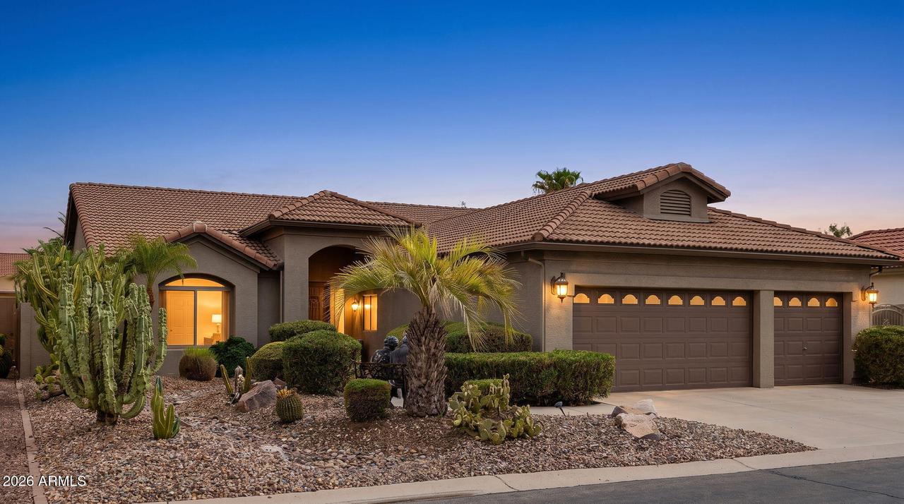 24606 S Lakeway Cir., Sun Lakes, AZ 85248