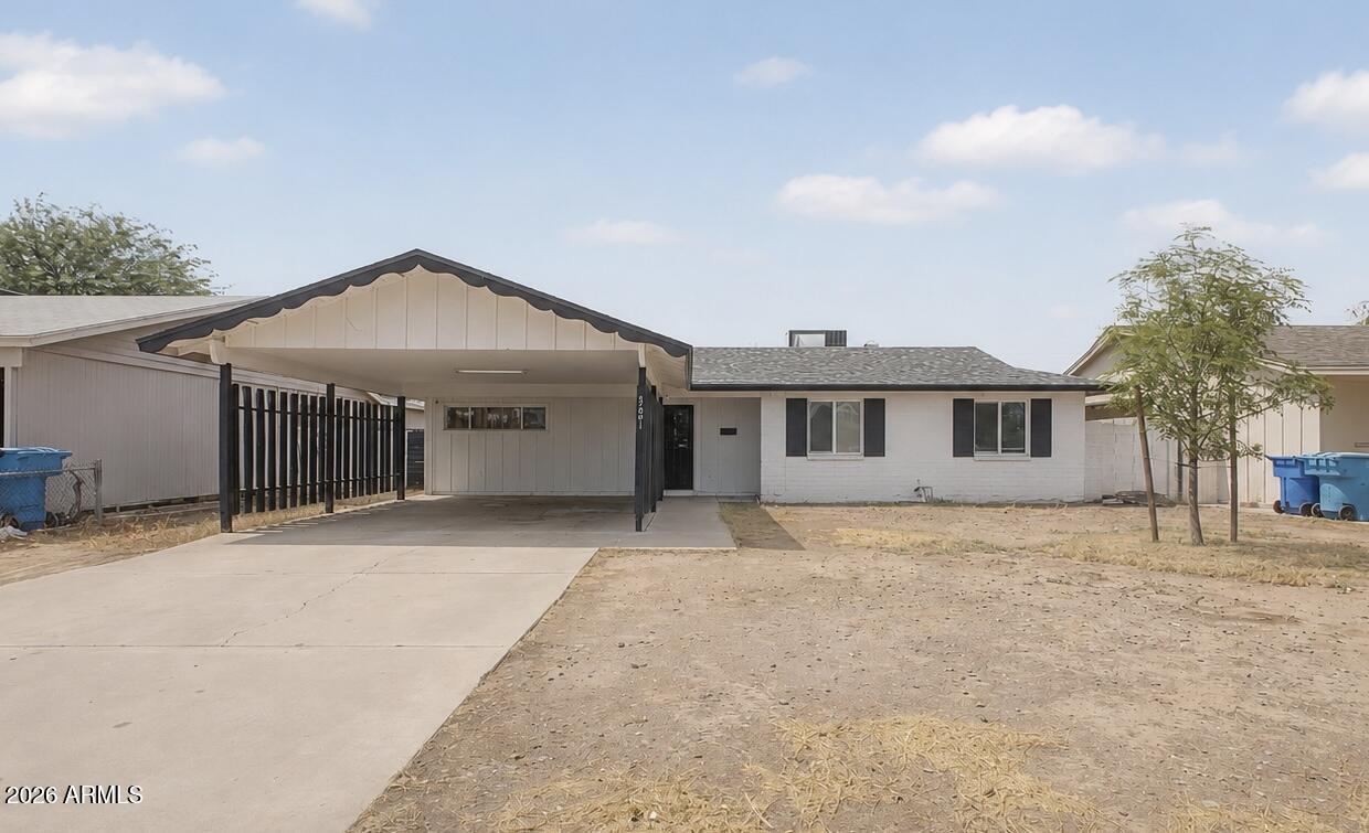 5201 W Wilshire Dr., Phoenix, AZ 85035