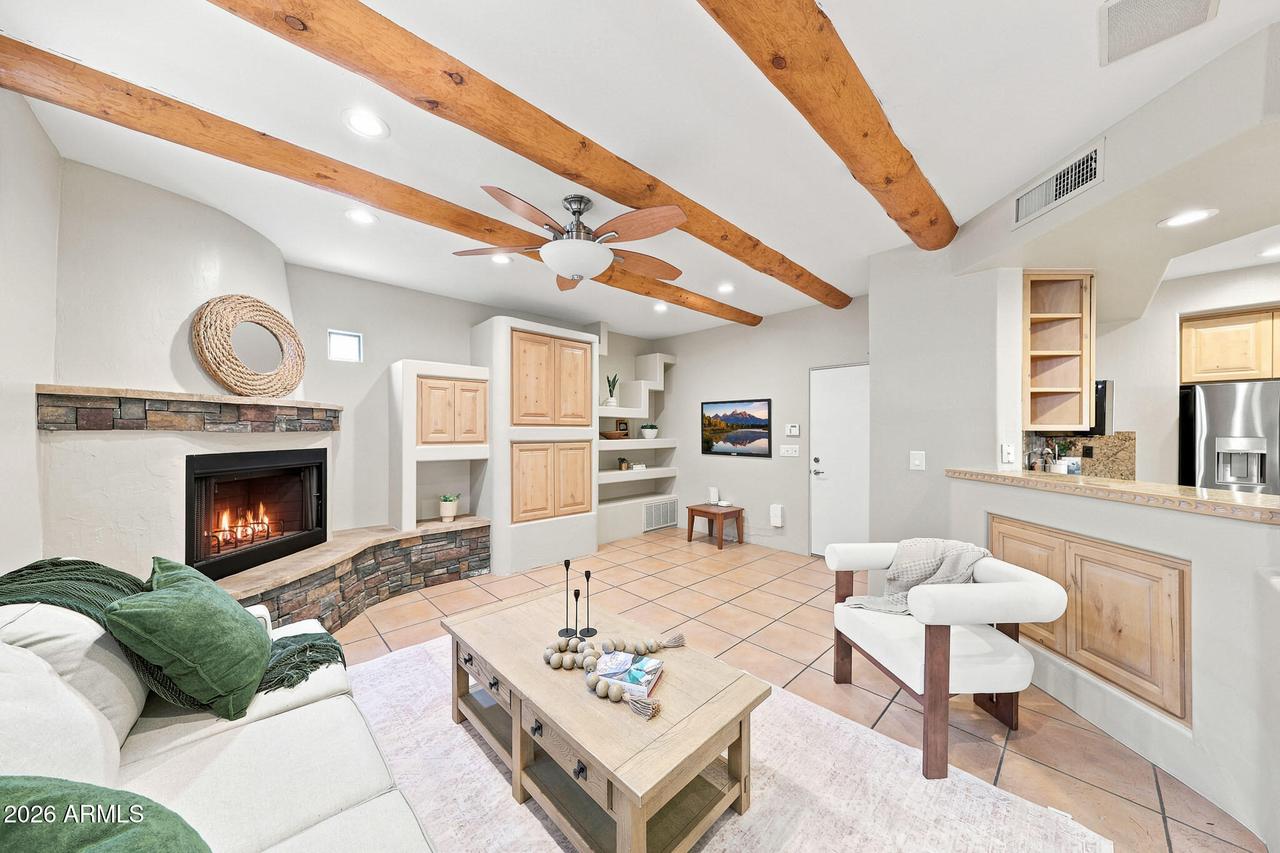 1732 E Gelding Dr., Phoenix, AZ 85022