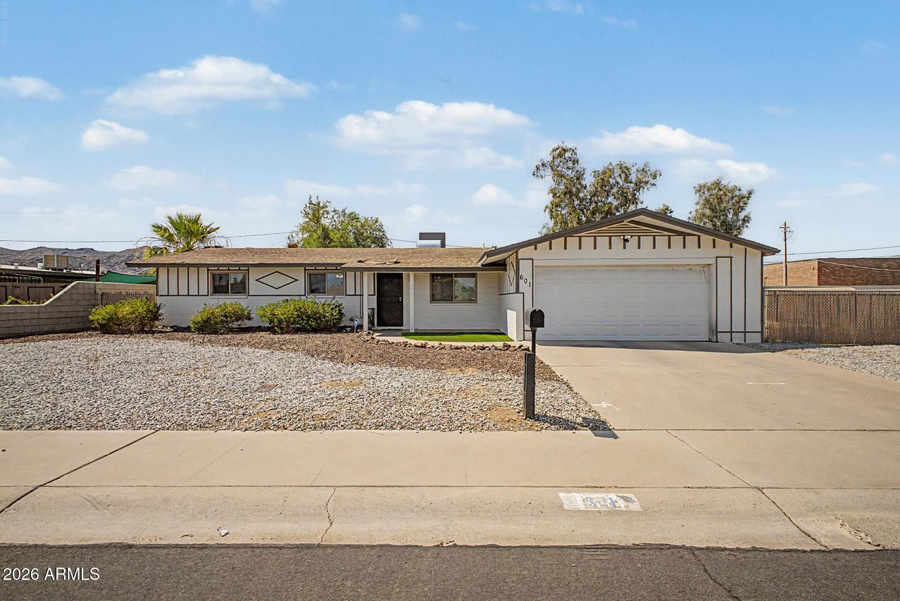 601 E Euclid Ave., Phoenix, AZ 85042