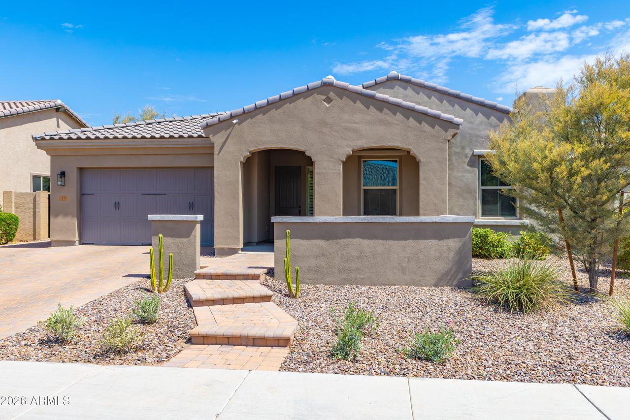 9416 W Parkside Ln., Peoria, AZ 85383