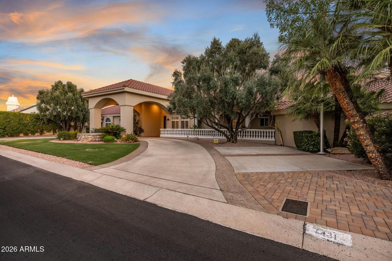 1431 W Caribbean Ln., Phoenix, AZ 85023