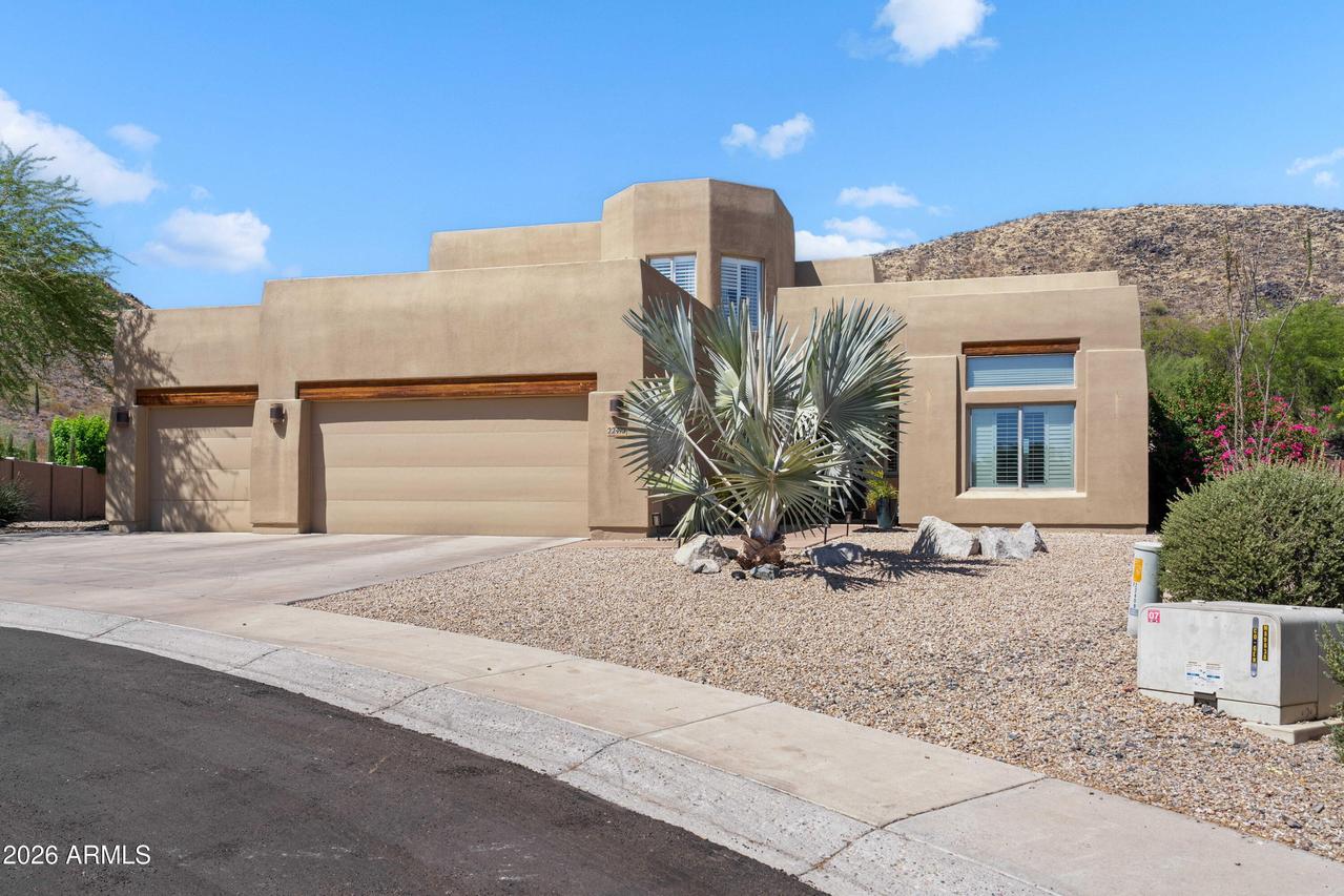 22415 N 63rd Dr., Glendale, AZ 85310