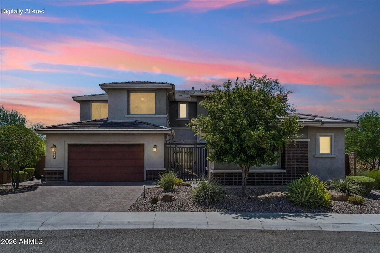 2905 E Los Gatos Dr., Phoenix, AZ 85050