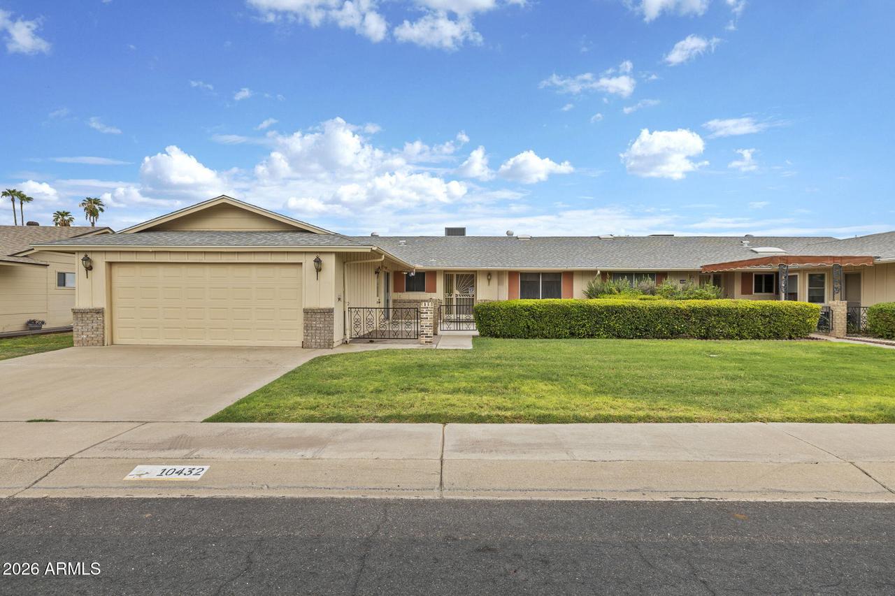 10432 W Desert Forest Cir., Sun City, AZ 85351