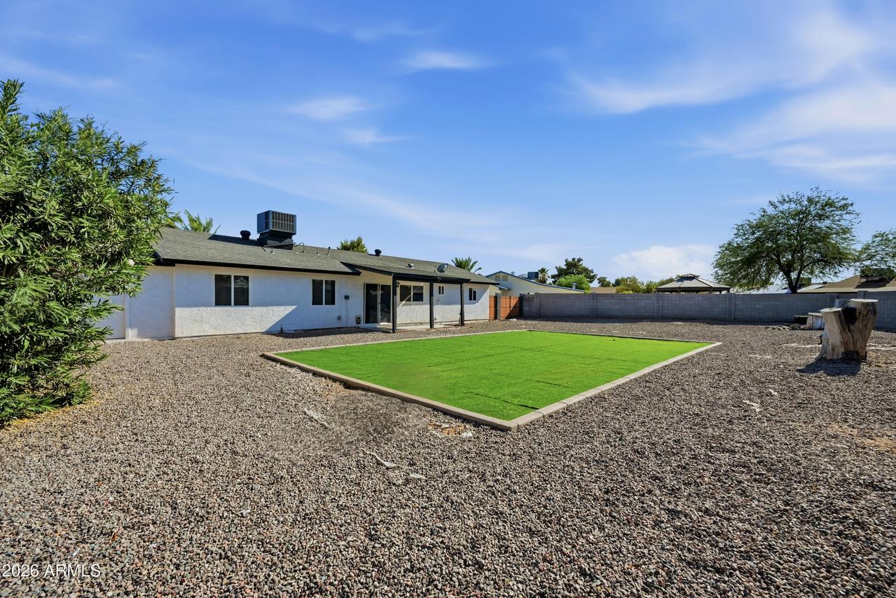 2566 E Villa Rita Dr., Phoenix, AZ 85032