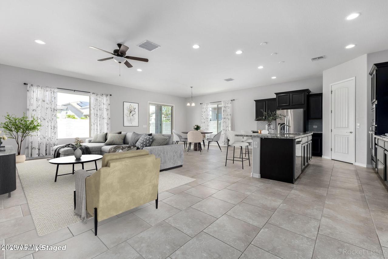 18926 W Solano Dr., Litchfield Park, AZ 85340